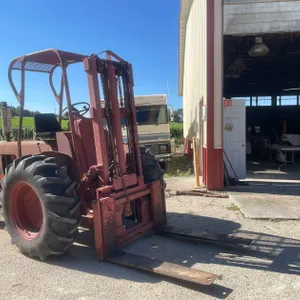 Case 570 Forklift