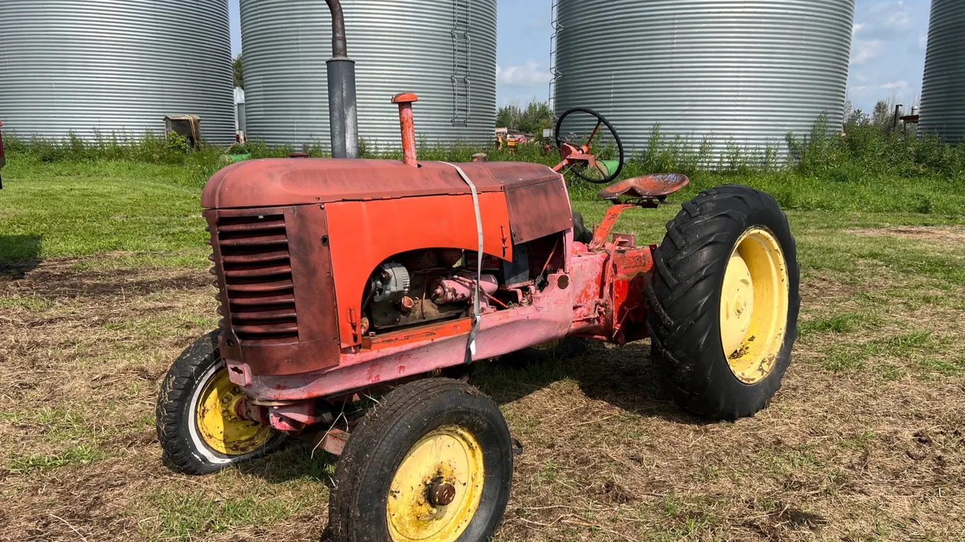 Massey-Harris 2WD Tractor
