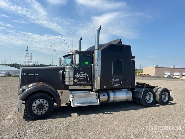 2020 Kenworth W900L 6x4 T/A Sleeper Truck Tractor