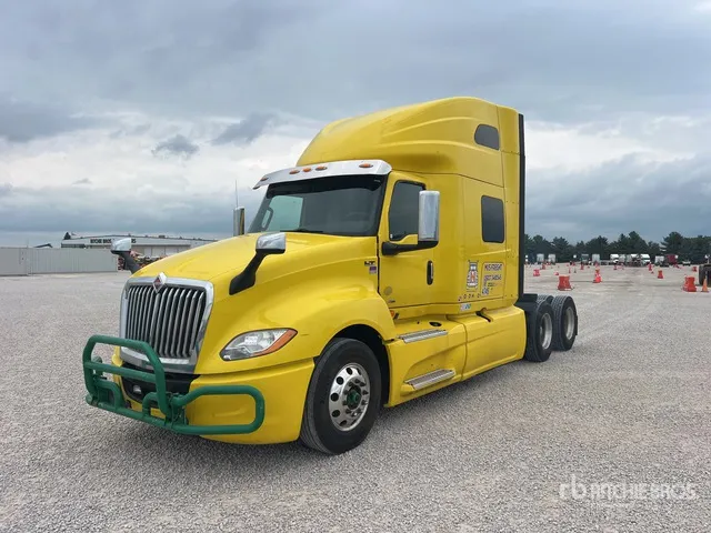 2020 International LT625 6x4 T/A Sleeper Truck Tractor