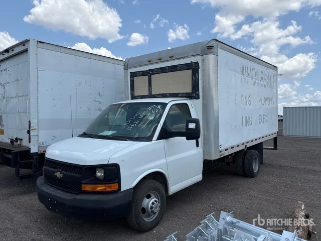 2016 Chevrolet Express 3500 4x2 Van Truck (Inoperable)