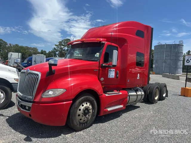 2020 International LT625 6x4 T/A Sleeper Truck Tractor