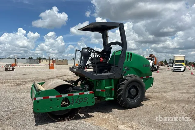 2006 Hamm 3205 Smooth Drum Compactor