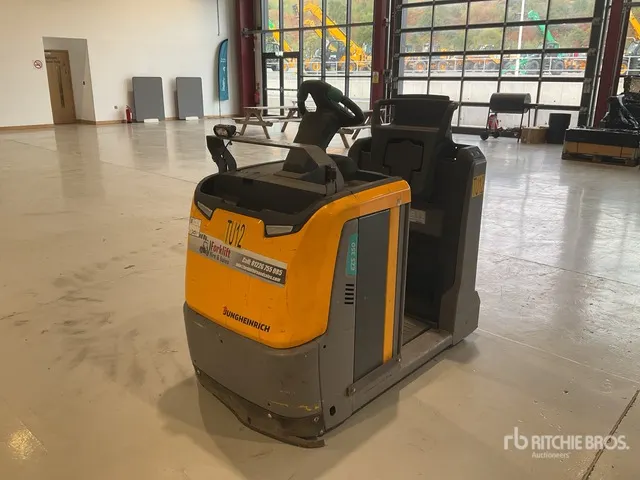 2017 Jungheinrich EZS350 Tow Tractor