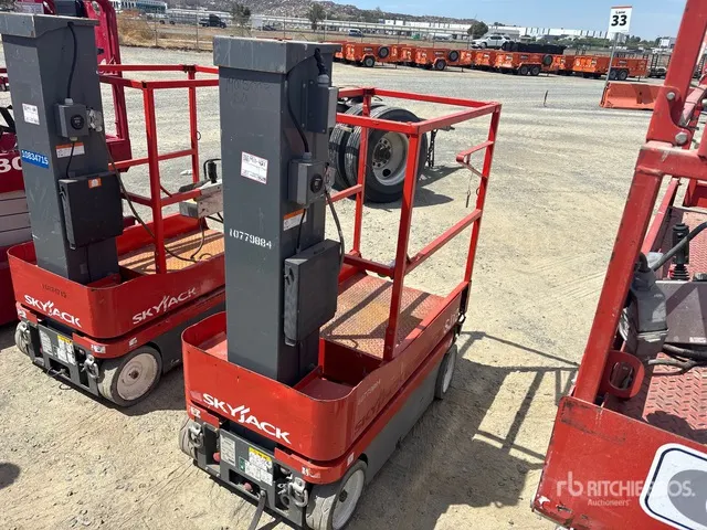 2018 Skyjack SJ12 Vertical Mast Lift