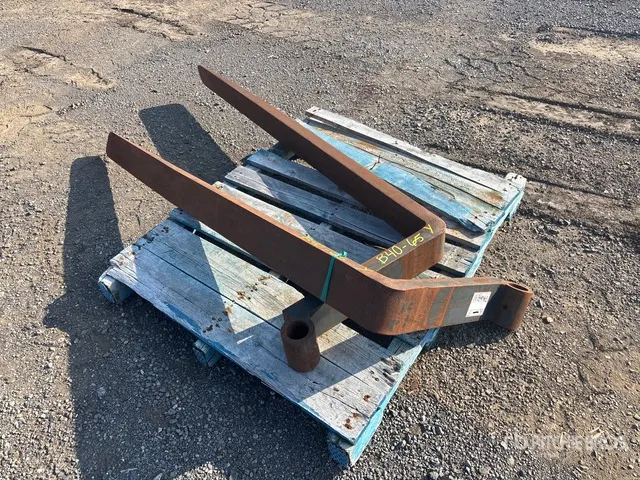 Quantity of (2) 70 in Fork Tines