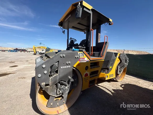 2021 Volvo DD105 Double Drum Roller