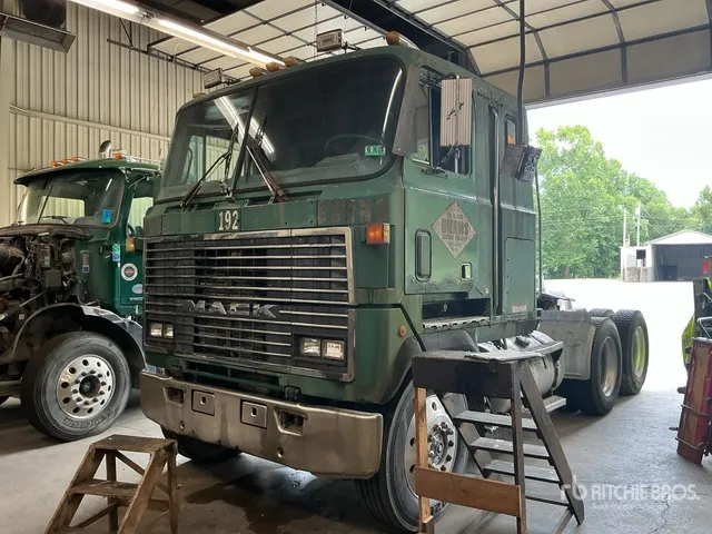 1984 Mack MH600 T/A Cabover w/ Sleeper
