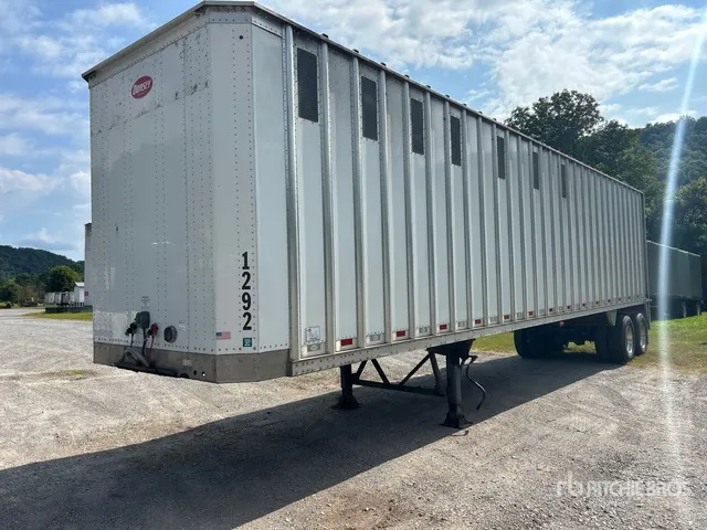 2025 Dorsey CV42 42 ft x 96 in T/A Chip Trailer