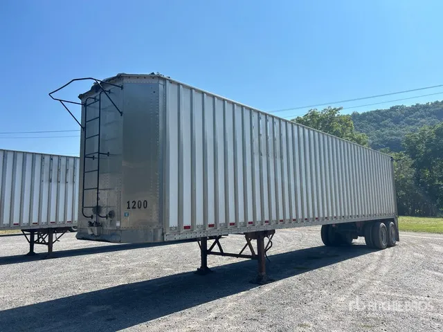 2016 Pitts CV45 45 ft x 96 in T/A Chip Trailer