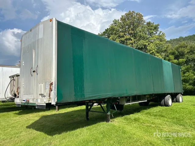 2011 Fontaine HARHF12W 48 ft T/A Spread Axle Curtain Side Trailer