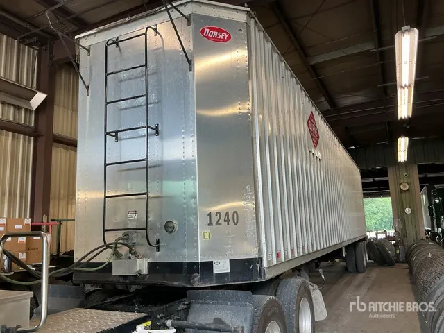 2019 Pitts CV45 45 ft T/A Chip Trailer
