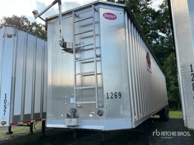 2021 Dorsey CV45 45 ft T/A Chip Trailer