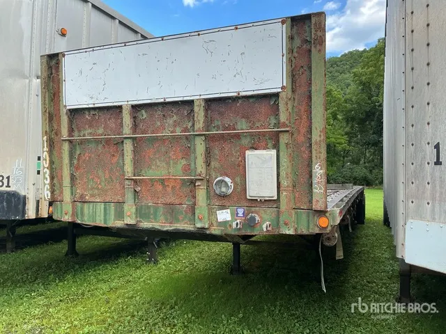 1995 Fontaine LFTW8045 Flatbed Trailer