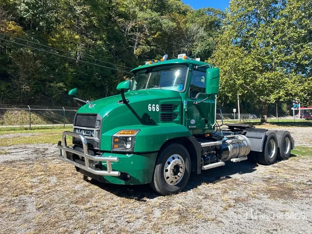 2022 Mack Anthem AN64T 6x4 T/A Day Cab Truck Tractor