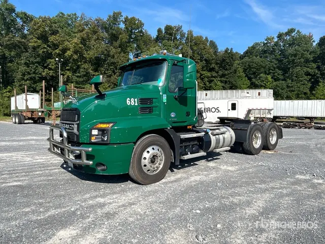 2022 Mack Anthem AN64T 6x4 T/A Day Cab Truck Tractor