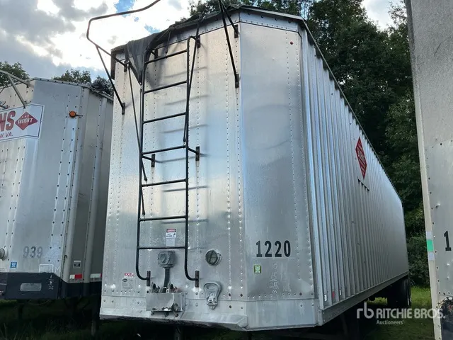 2018 Dorsey 45 ft T/A Chip Trailer
