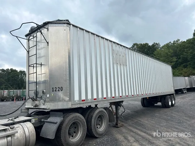 2018 Dorsey CV45 45 ft x 96 in T/A Open-Top Chip Trailer
