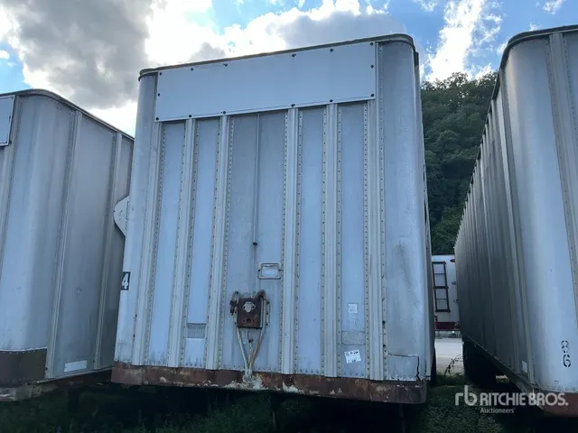 1973 Fruehauf 40 ft Van Trailer