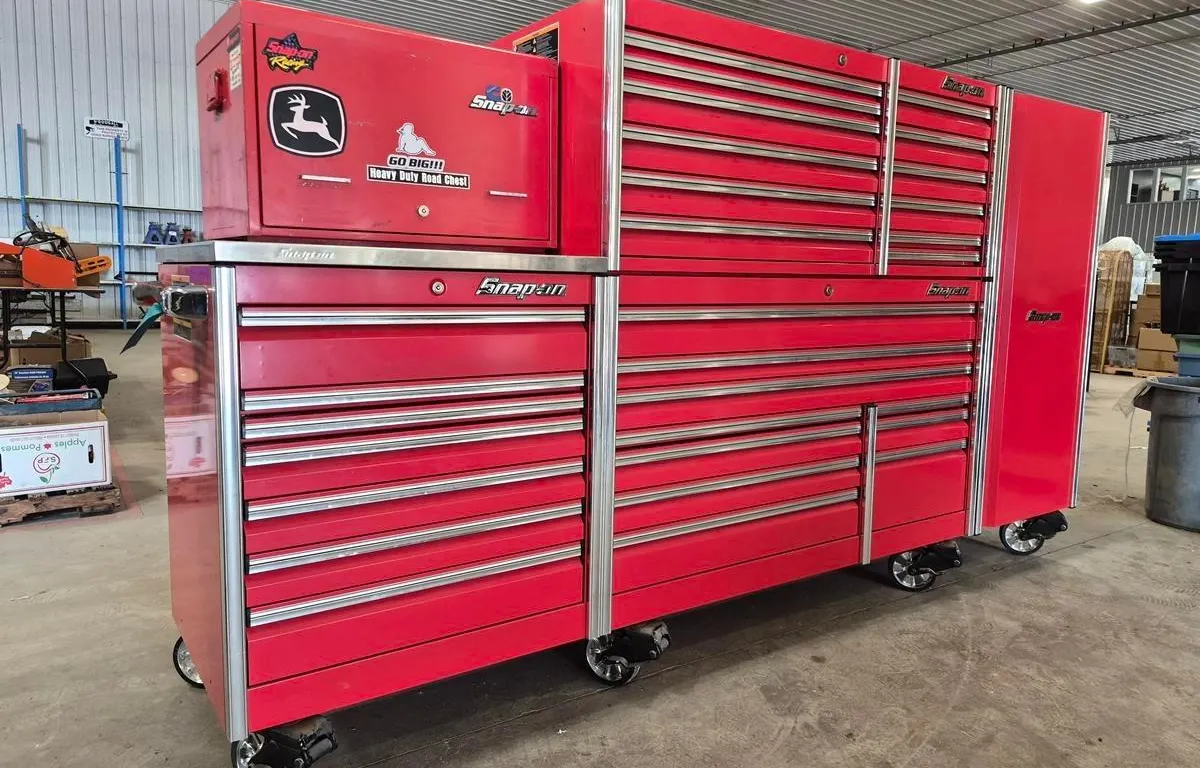 Snap-on EPIQ Rolling Tool Cabinet with Tools and Accessories