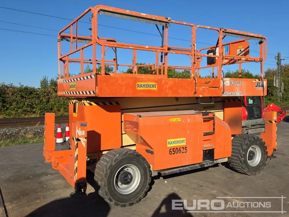 2016 JLG 4394 RT