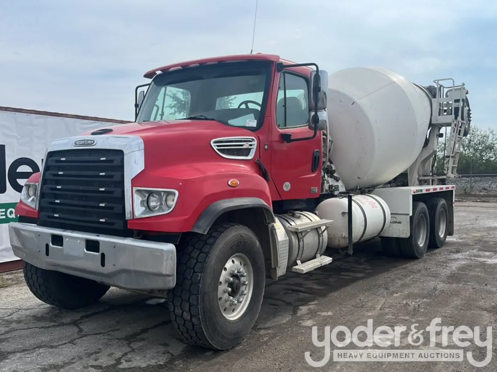 2018 Freightliner 114SD