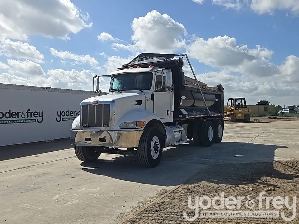 2018 Peterbilt 348