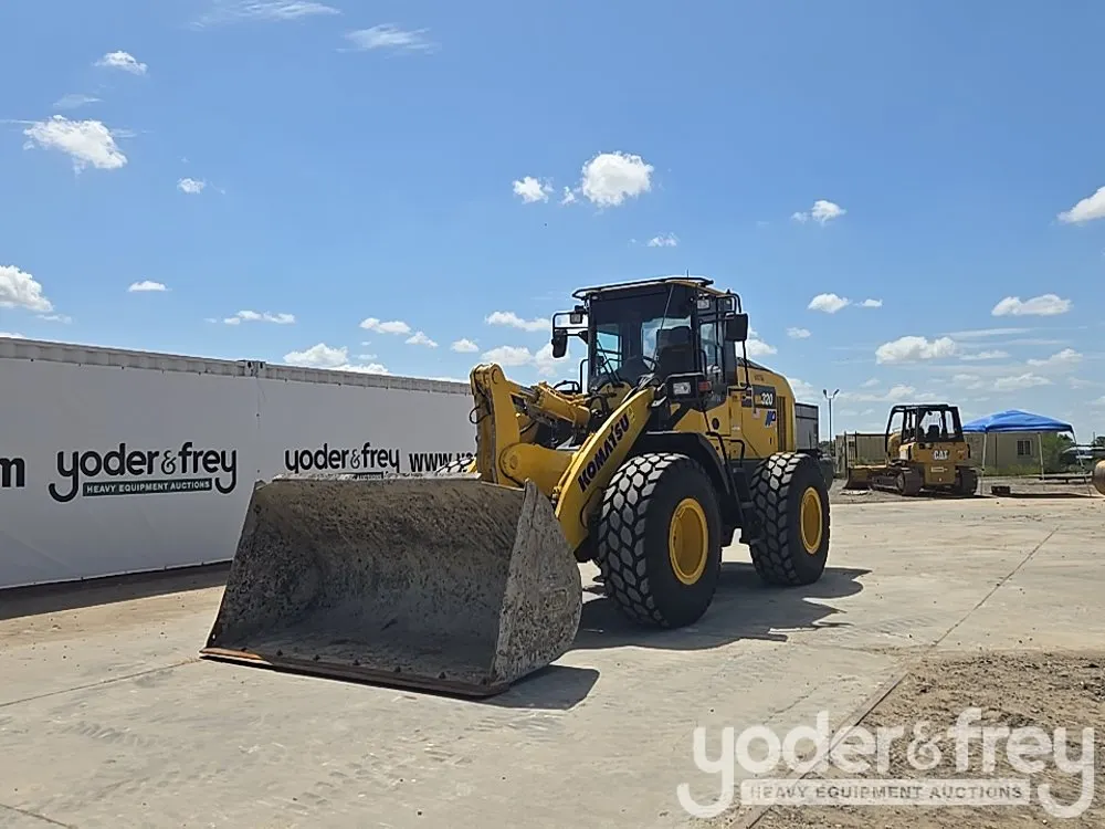 2024 Komatsu WA320-8
