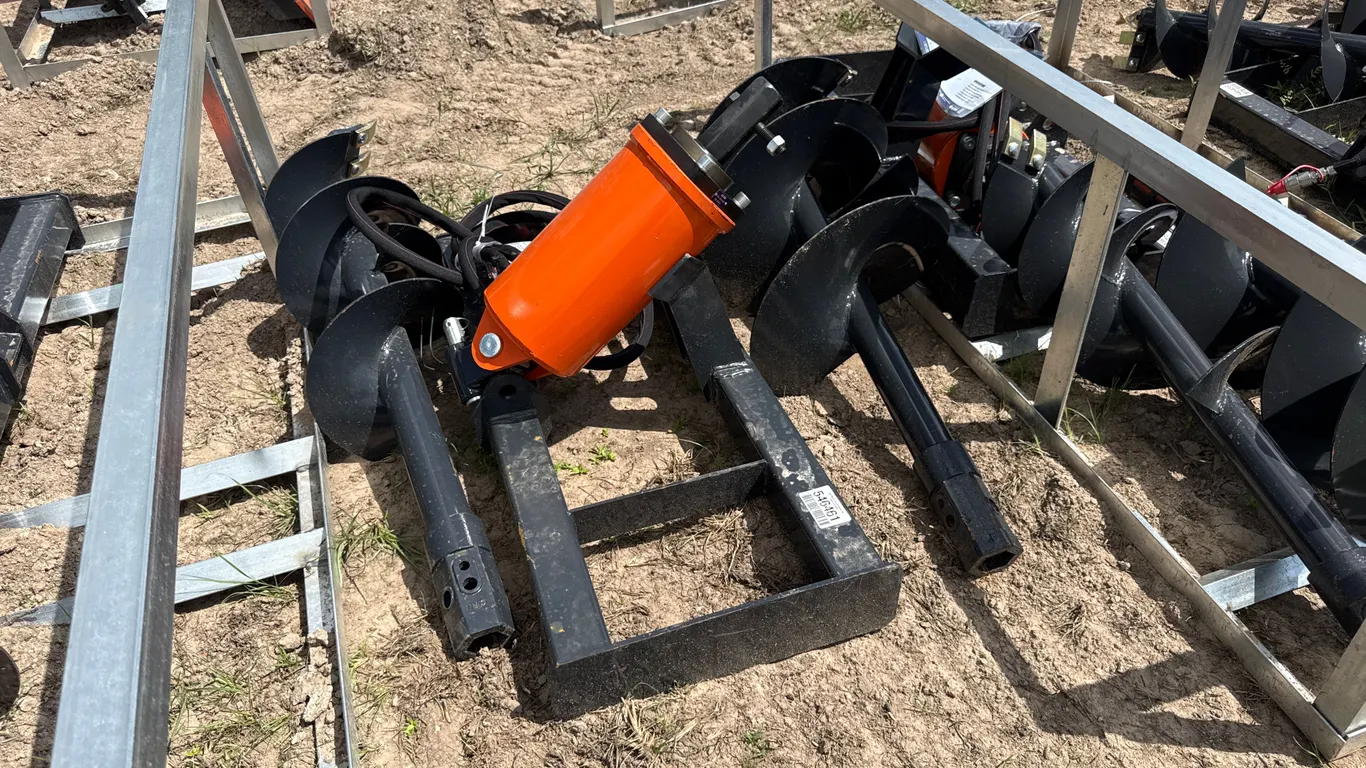 UNUSED 2026 WOLVERINE ADB-13-1218R AUGER DRIVE AND BITS