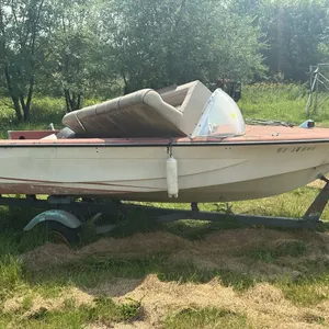 OFFSITE - Boat