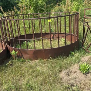 OFFSITE - Bale feeder