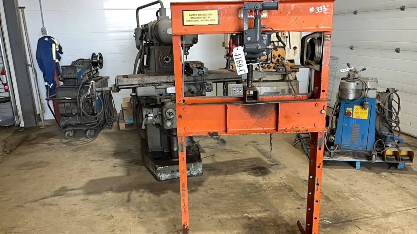 DAKE 20 TON PRESS - LOCATED IN WASHBAY