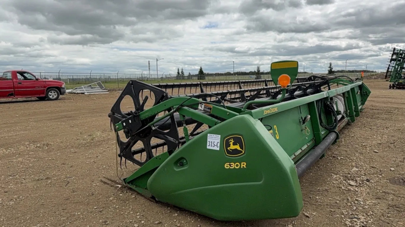 JD 630R 30' RIGID AUGER HEADER s/n H00630R715847