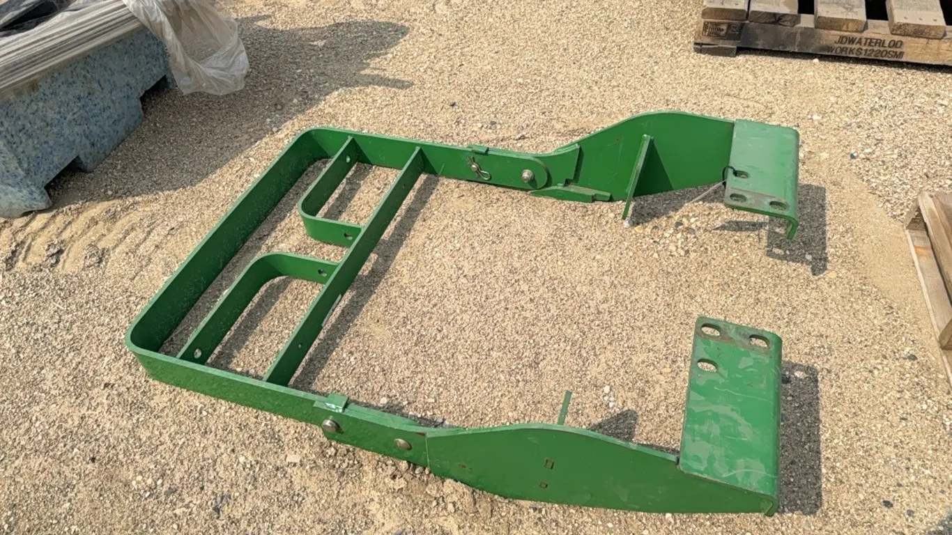 ID 4373 Grill Guard for John Deere 8xxx Series Tractors
