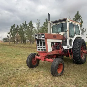 Case 1066 Tractor