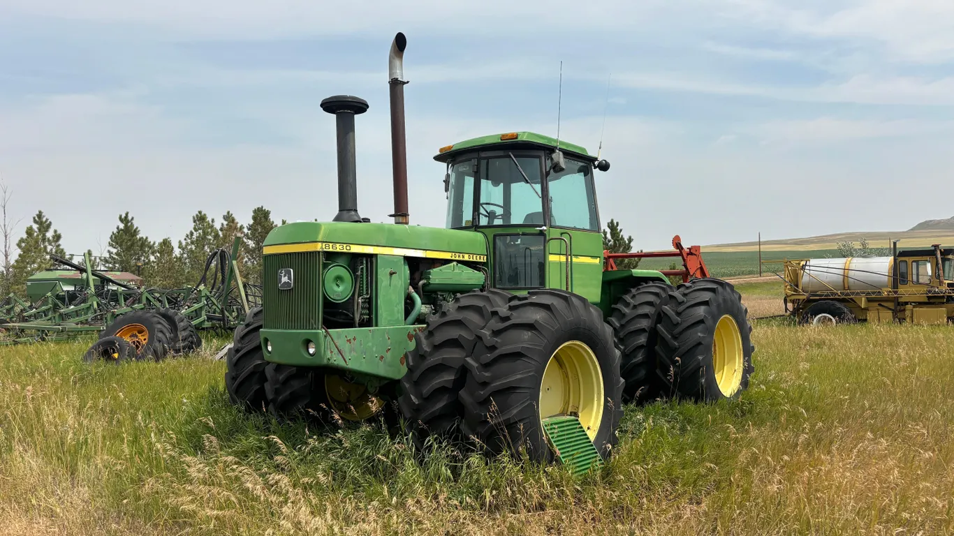 John Deere 8630 Tractor