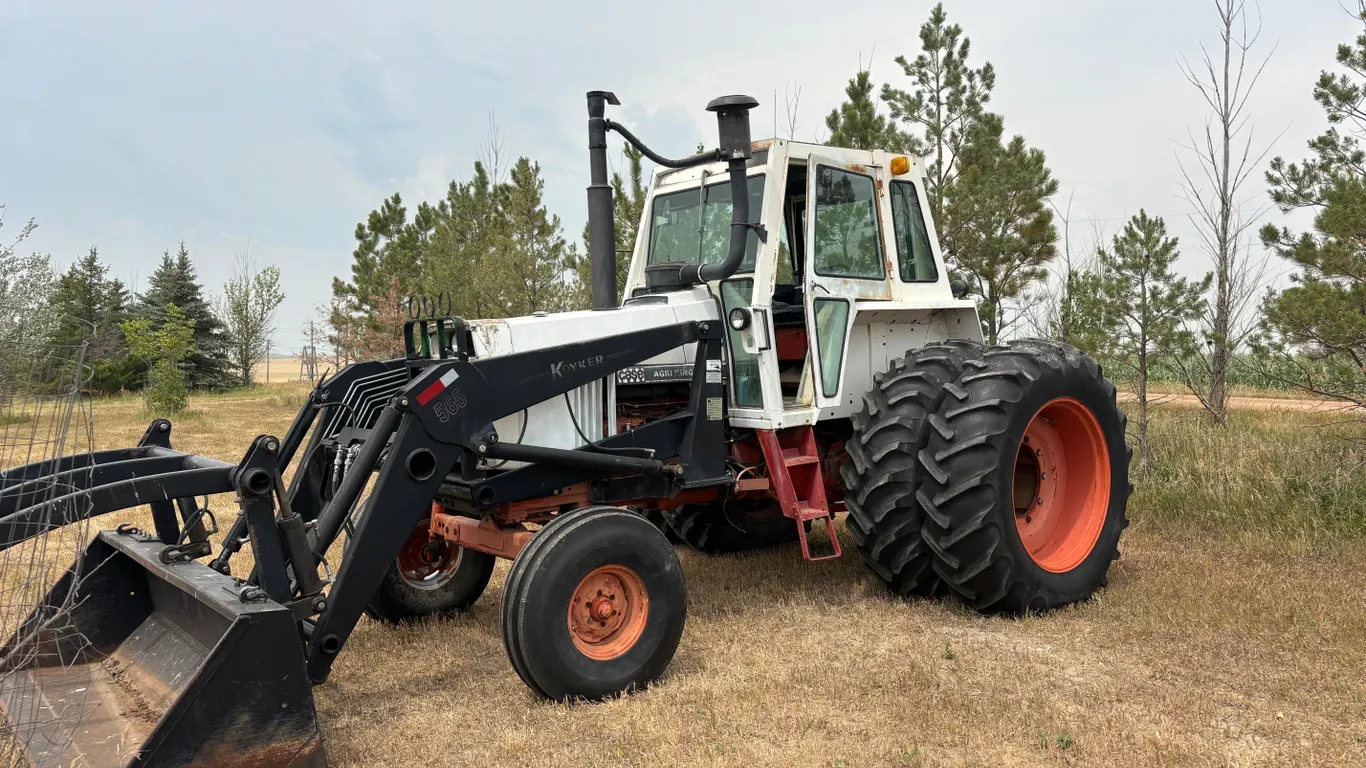 1975 Case 1175 Tractor