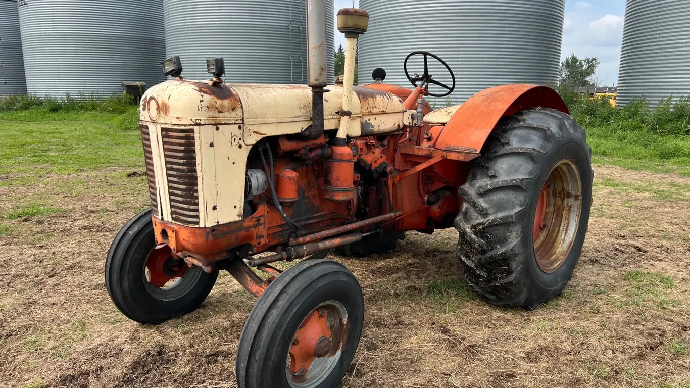 Case 400 2WD Tractor
