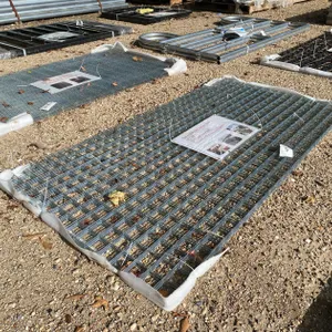 Galvanized Steel Garden Mesh
welded 2 in.x 2 in. mesh pattern