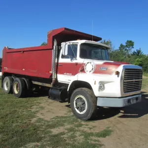 1989 Ford L8000 Tandem Dump Truck