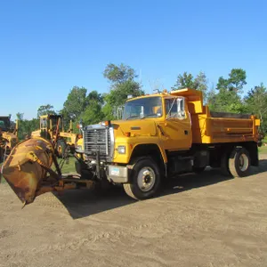 1995 Ford L8000