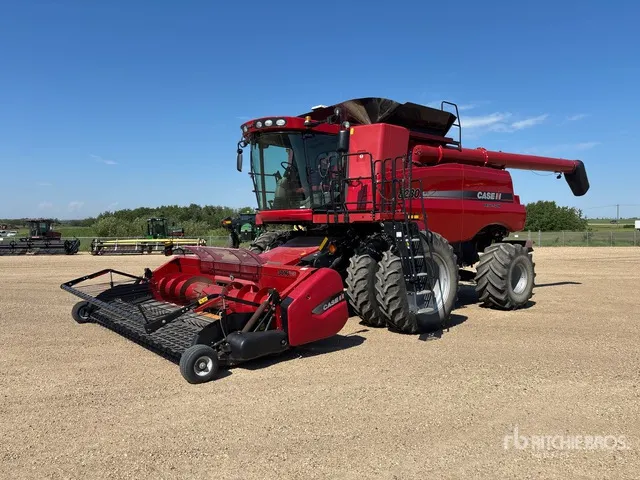 2013 Case IH 8230 Combine Harvester