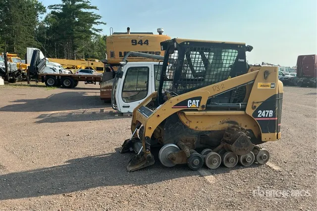 2006 Cat 247B Compact Track Loader (Inoperable)
