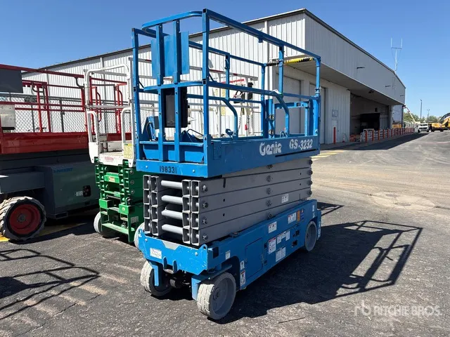 2018 Genie GS-3232 Electric Scissor Lift