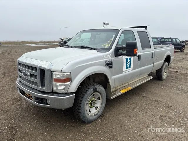 2009 Ford F-350 XLT 4x4 Crew Cab Pickup