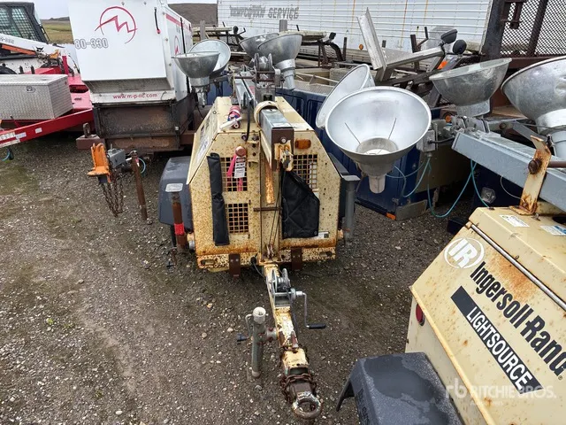 2006 Ingersoll Rand Light Source Light Tower (Inoperable)