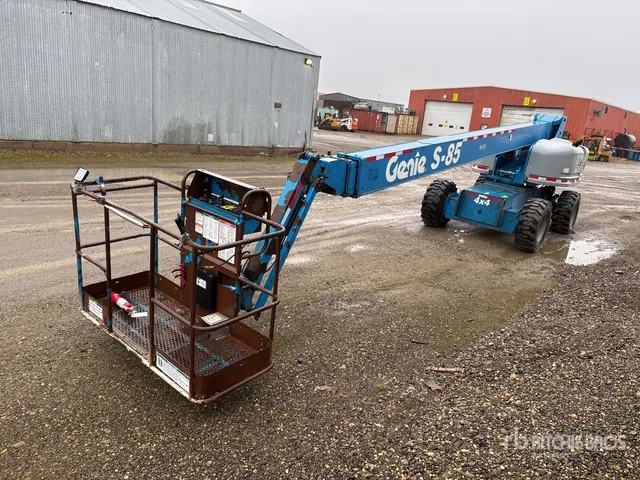 2007 Genie S85 4WD Diesel Telescopic Boom Lift (Inoperable)