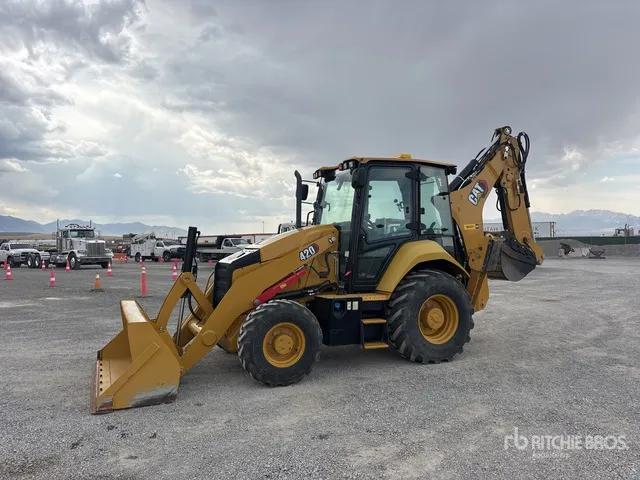 2024 Cat 420 4x4 Backhoe Loader