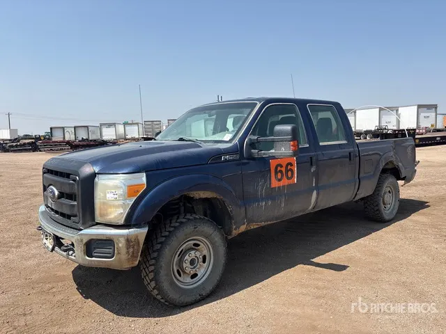 2011 Ford F-250 XL 4x4 Crew Cab Pickup