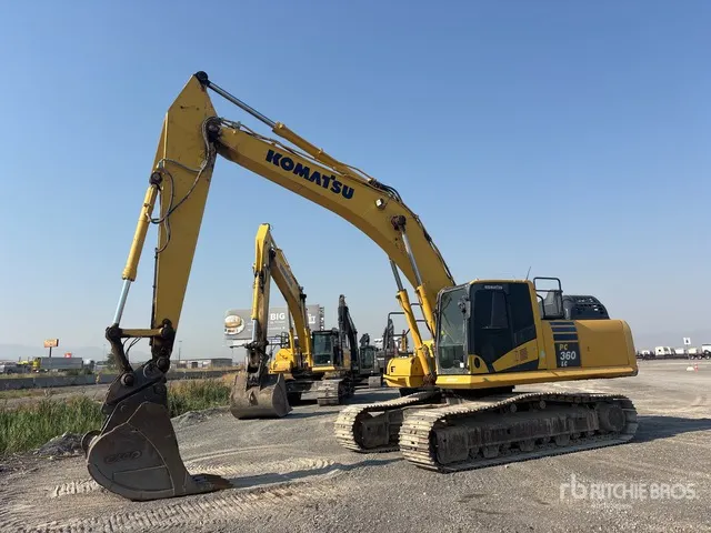 2017 Komatsu PC360LC-11 Tracked Excavator